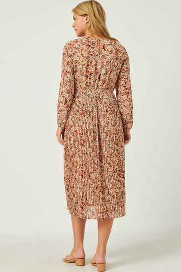 HY5426W BROWN Plus Pleated Skirt Floral Printed Dress Back